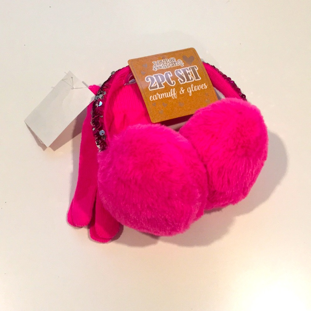 LOVE@Firstsight Sequins Earmuffs & Gloves Set OS